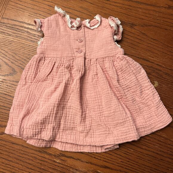 Iris & Ivy Girls Dress 0-3 Months Rose Smocked Americana Classic Embroidered (4) - Picture 5 of 7
